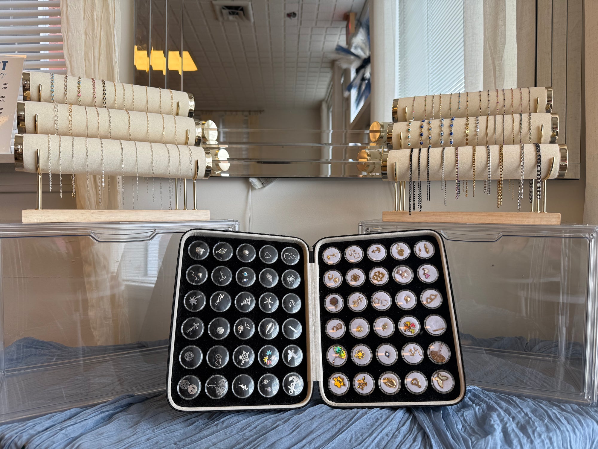 Vitablu Permanent Jewelry – Vita Blu Fragrance Bar
